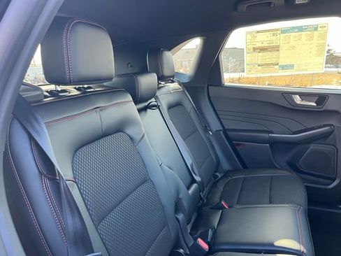 New 2026 Ford Escape ST-Line w/ Cold Weather Package AWD/4WD image 15