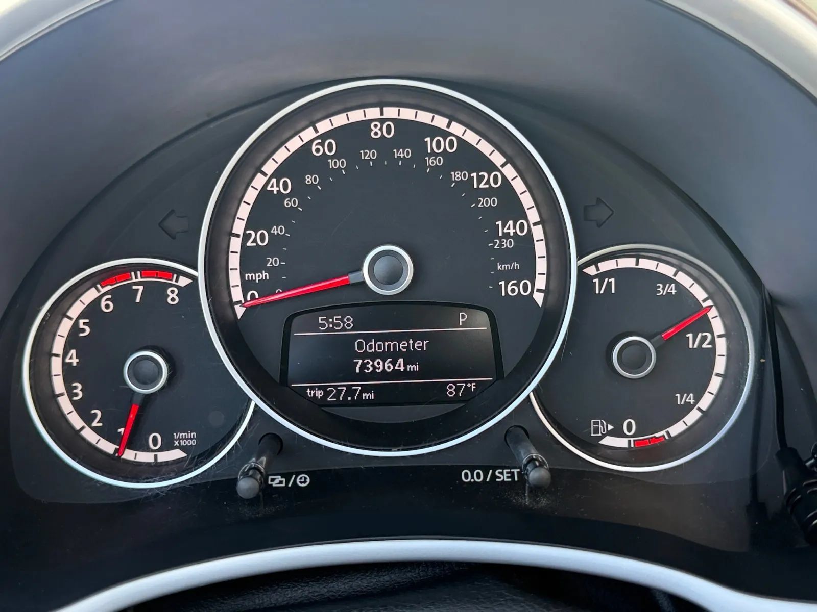 Used 2015 Volkswagen Beetle 1.8T FWD image 29