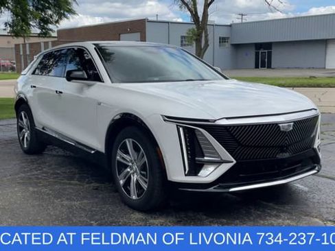 Used 2024 Cadillac Lyriq Tech w/ Driver Assist Package AWD/4WD image 2