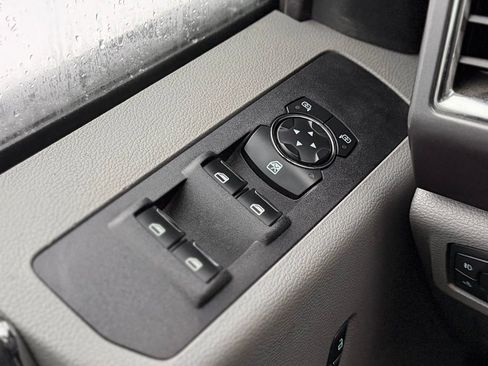 Used 2017 Ford F250 XLT w/ XLT Value Package image 17