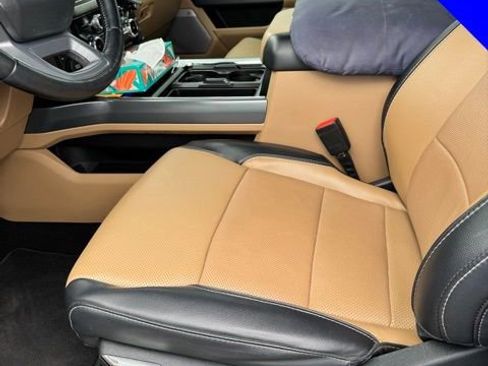 Used 2024 Ford F250 Lariat w/ Chrome Package image 5