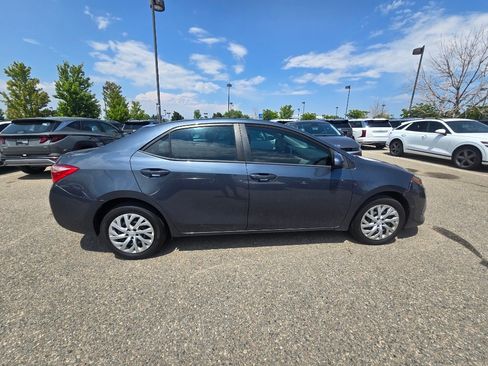 Used 2019 Toyota Corolla LE FWD image 17