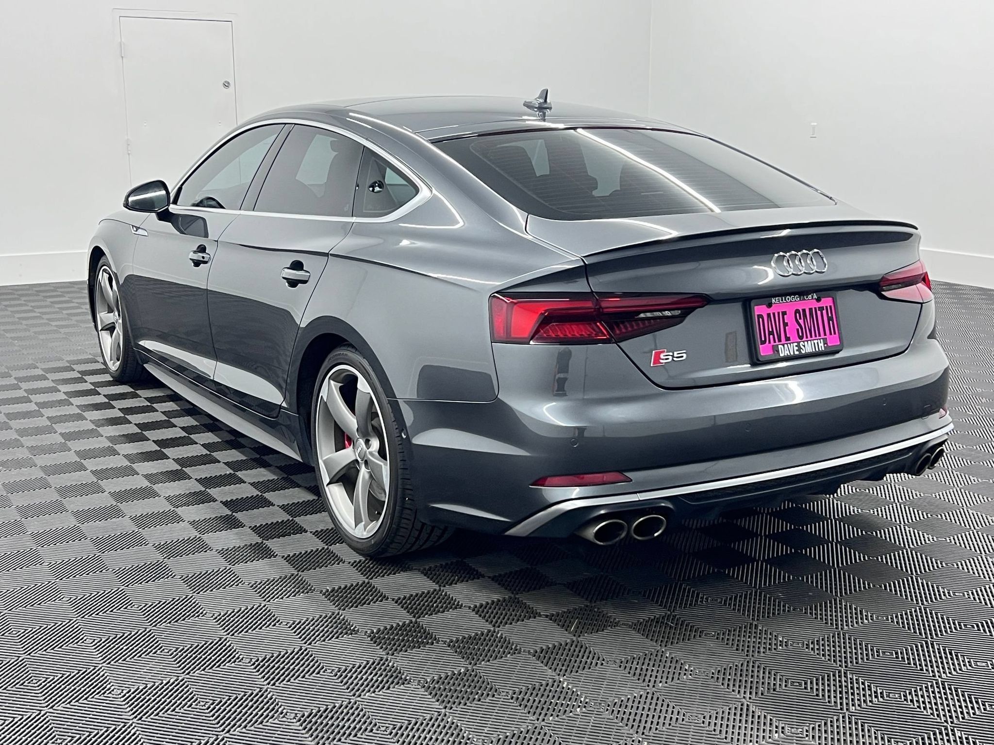Used 2019 Audi S5 Prestige w/ S Sport Package AWD/4WD image 3