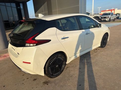 Used 2024 Nissan Leaf SV Plus image 4