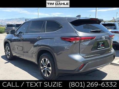 Used 2023 Toyota Highlander XLE AWD/4WD image 8