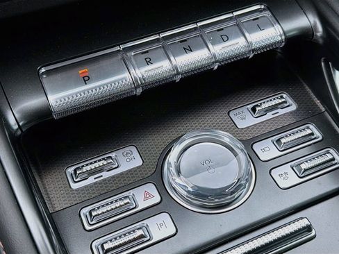 Used 2026 Lincoln Nautilus Premier w/ Equipment Group 102A AWD/4WD image 19