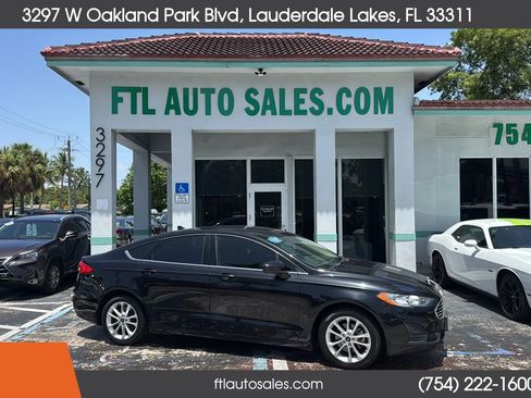 Used 2020 Ford Fusion SE FWD image 12