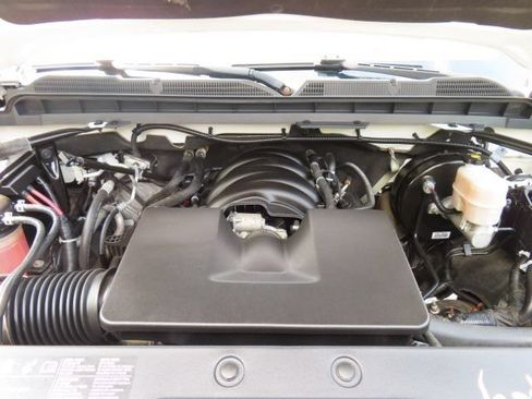Used 2018 Chevrolet Silverado 1500 W/T RWD image 28