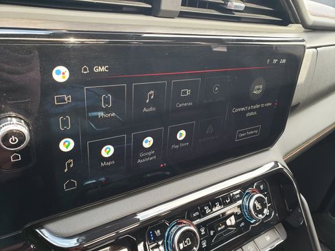 Used 2022 GMC Sierra 1500 AT4 w/ AT4 Premium Package image 22