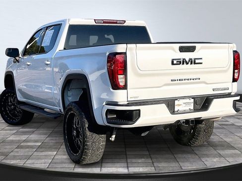 Used 2024 GMC Sierra 1500 Elevation w/ LPO, Elevation Black Package image 13