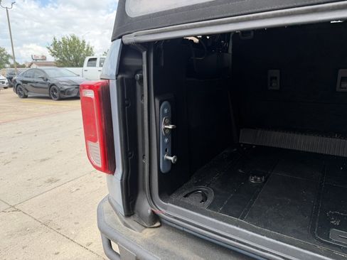 Used 2023 Ford Bronco Black Diamond AWD/4WD image 4