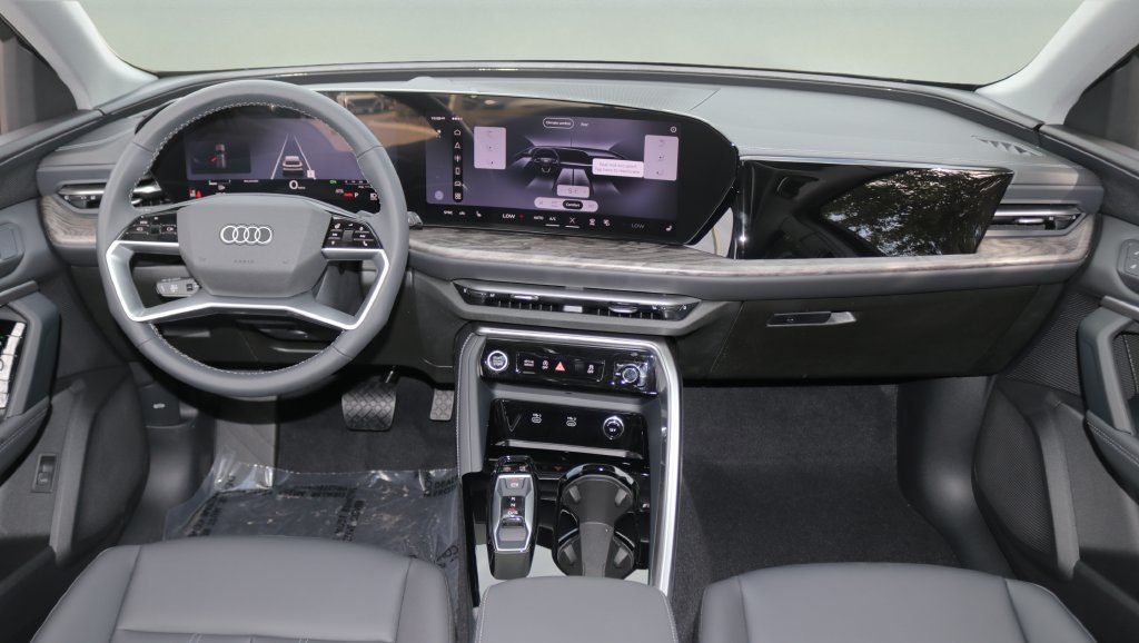 New 2026 Audi Q5 2.0T AWD/4WD image 14
