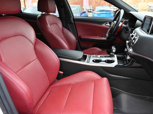 Used 2021 Kia Stinger GT image 18