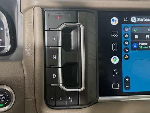 Used 2022 GMC Yukon Denali w/ Denali Premium Package image 20