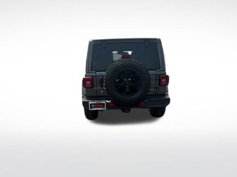 Used 2019 Jeep Wrangler Unlimited Sahara w/ Quick Order Package 24M Moab image 6