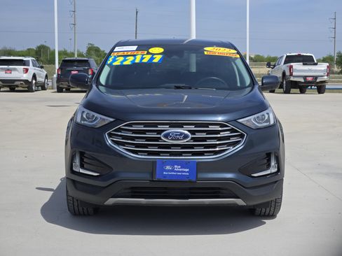 Certified 2022 Ford Edge SEL w/ Convenience Package image 2