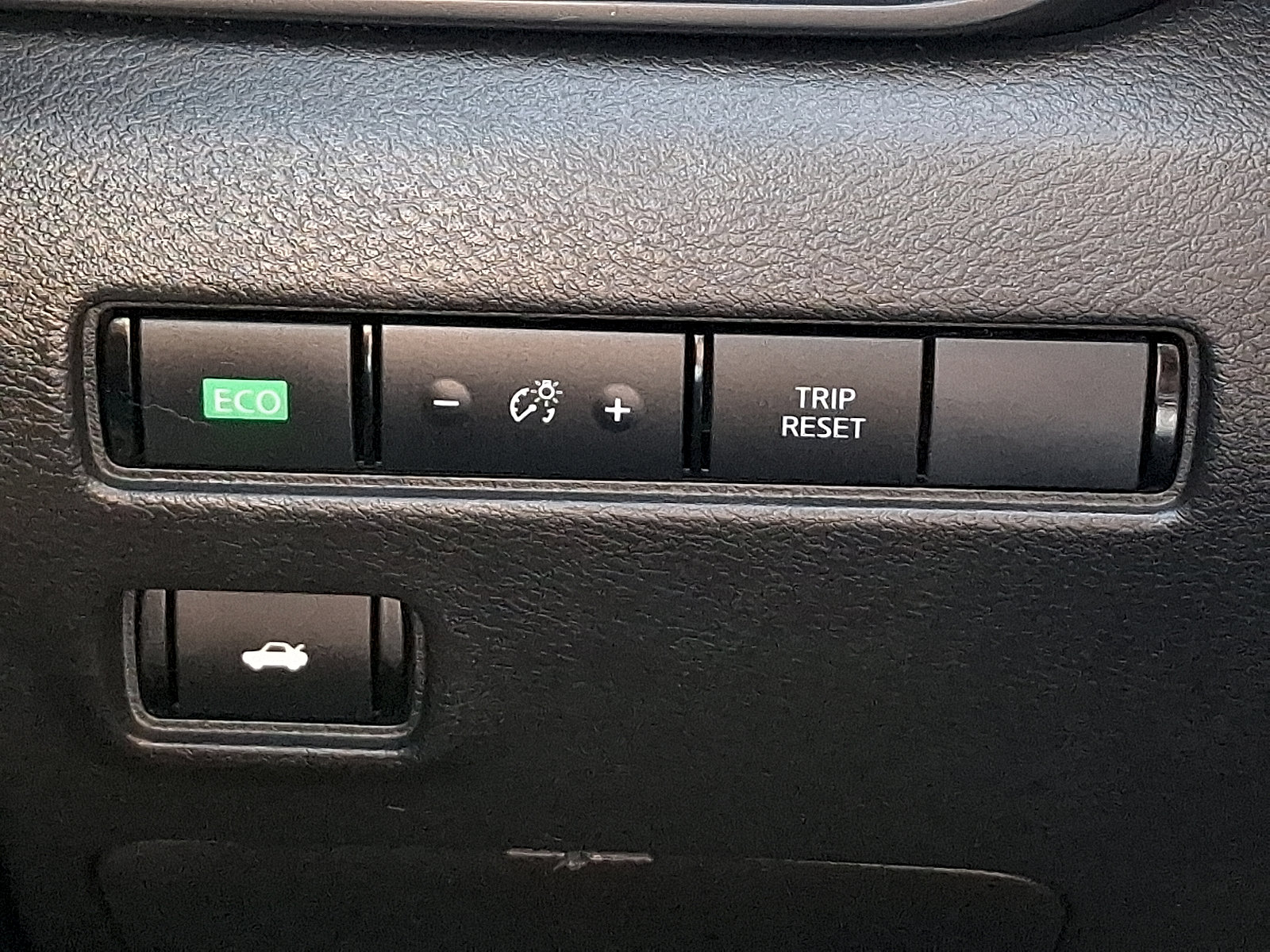 Used 2024 Nissan Sentra S FWD image 26