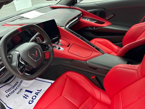 Used 2024 Chevrolet Corvette Stingray Preferred Cpe w/ Stealth Interior Trim Package RWD image 4