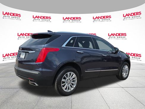 Used 2019 Cadillac XT5 FWD image 3