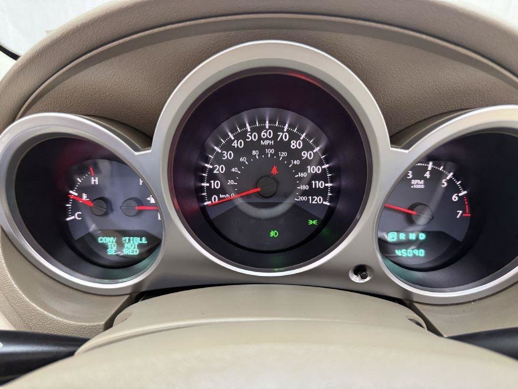 Used 2010 Chrysler Sebring Limited FWD image 16