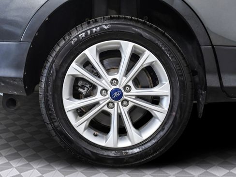 Used 2017 Ford Escape SE image 35