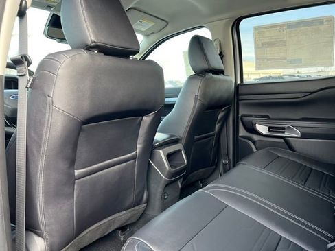 New 2025 Ford Ranger Lariat w/ FX4 Off-Road Package image 38