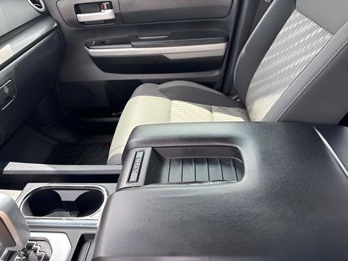 Used 2019 Toyota Tundra SR5 w/ SR5 Upgrade Package image 28