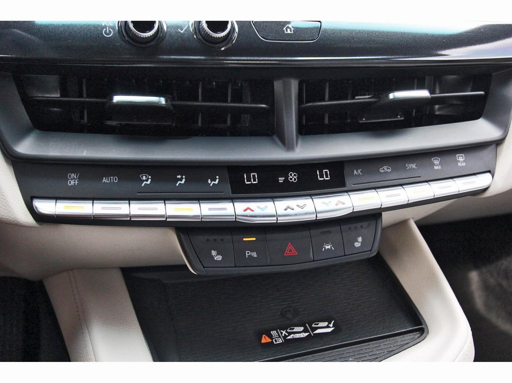 Used 2024 Cadillac CT4 Luxury w/ Sun And Sound Package RWD image 22