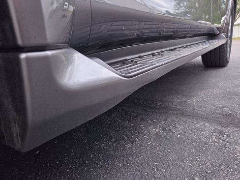 Used 2019 INFINITI QX80 Luxe image 39