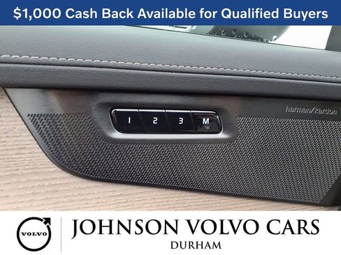 New 2026 Volvo XC90 B6 Plus w/ Protection Package Premier AWD/4WD image 12