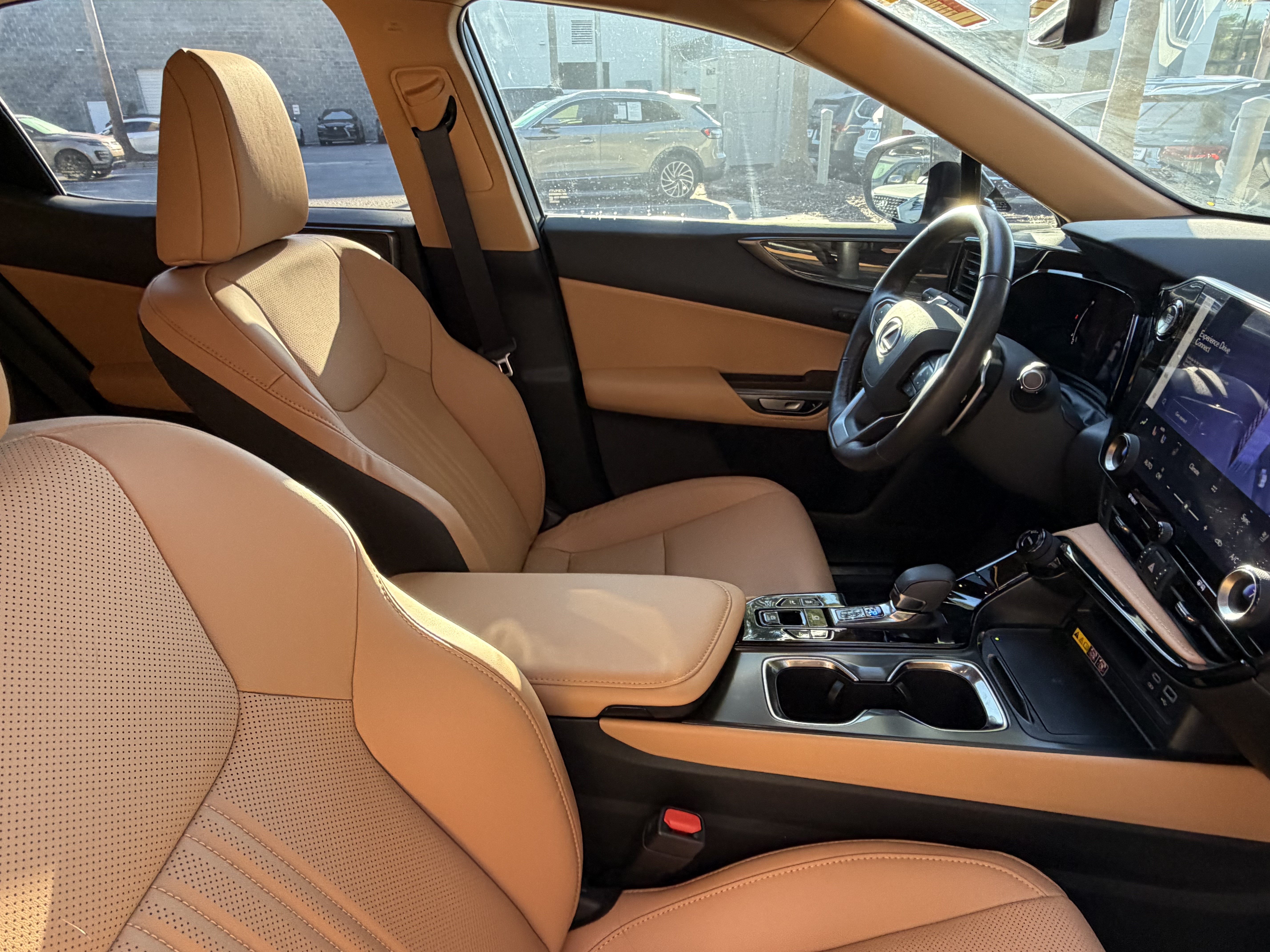 Certified 2025 Lexus NX 350 AWD w/ Accessory Package (2T) image 43