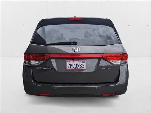 Used 2016 Honda Odyssey Touring Elite image 7