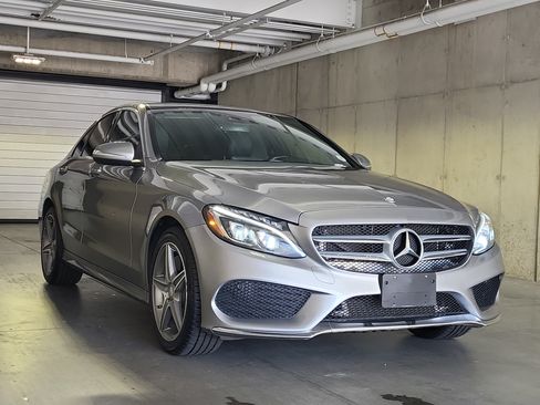 Used 2015 Mercedes-Benz C 300 4MATIC Sedan image 9