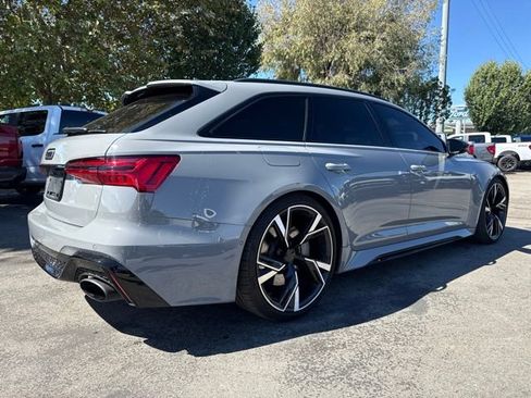 Used 2022 Audi RS 6 AWD/4WD image 3