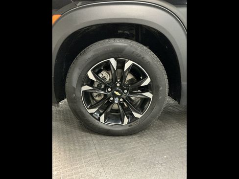 Used 2023 Chevrolet TrailBlazer LT w/ Convenience Package FWD image 36
