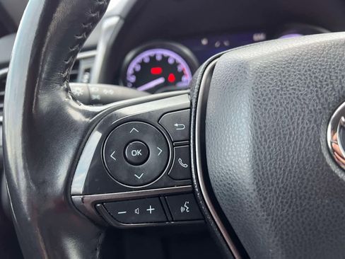 Used 2021 Toyota Camry SE image 25