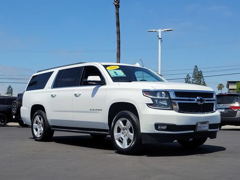 Used 2016 Chevrolet Suburban LT RWD image 37