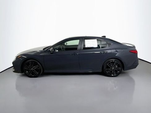 Used 2025 Toyota Camry XSE FWD image 4