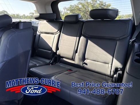 New 2026 Ford Expedition Active RWD image 12