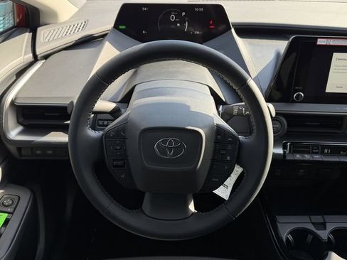 New 2026 Toyota Prius LE image 12
