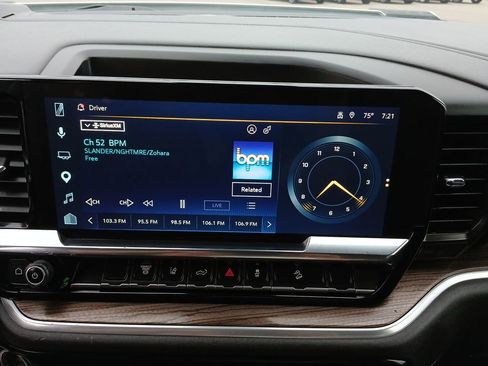 Certified 2025 Chevrolet Silverado 2500 LT AWD/4WD image 13