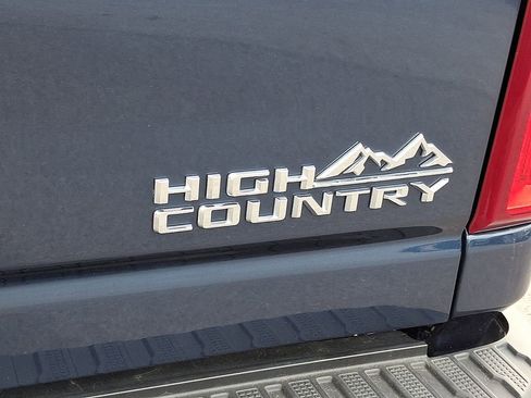 Used 2023 Chevrolet Silverado 3500 High Country w/ Technology Package image 33