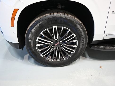 New 2026 GMC Yukon XL Elevation image 30