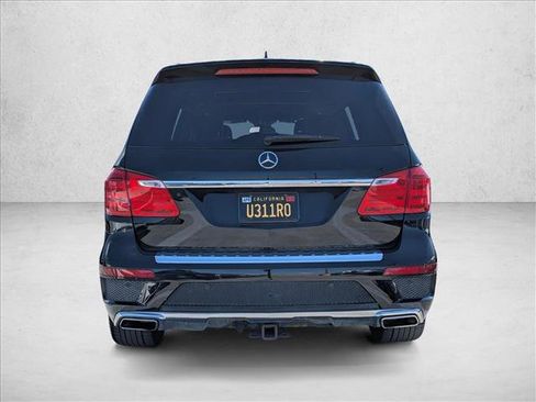 Used 2013 Mercedes-Benz GL 550 4MATIC image 6