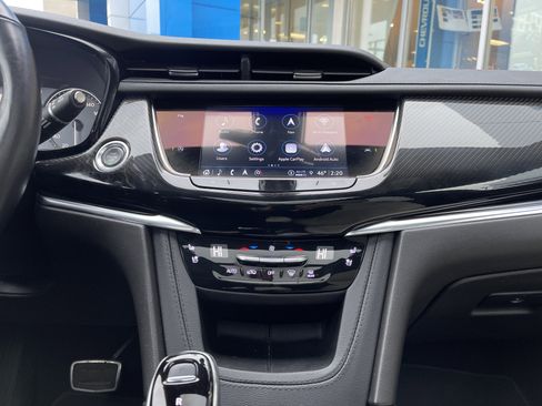 Used 2023 Cadillac XT6 Sport image 33