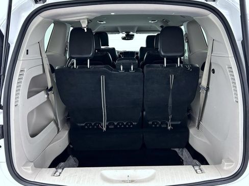 Certified 2022 Chrysler Pacifica Touring-L FWD image 21