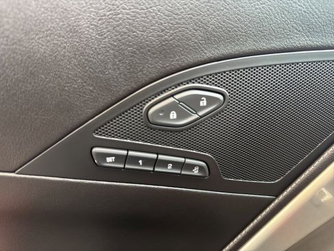 Used 2017 Chevrolet Corvette Z06 image 12