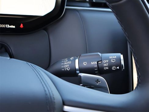 New 2026 Land Rover Range Rover SE image 32