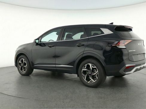 Used 2025 Kia Sportage LX image 6