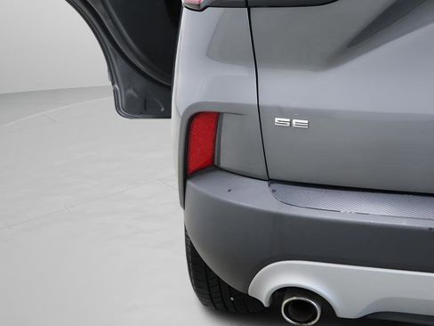 Used 2021 Ford Escape SE w/ Convenience Package image 38